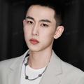 李梦然饰演萧劲野的演员头像