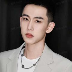 短剧演员李梦然头像
